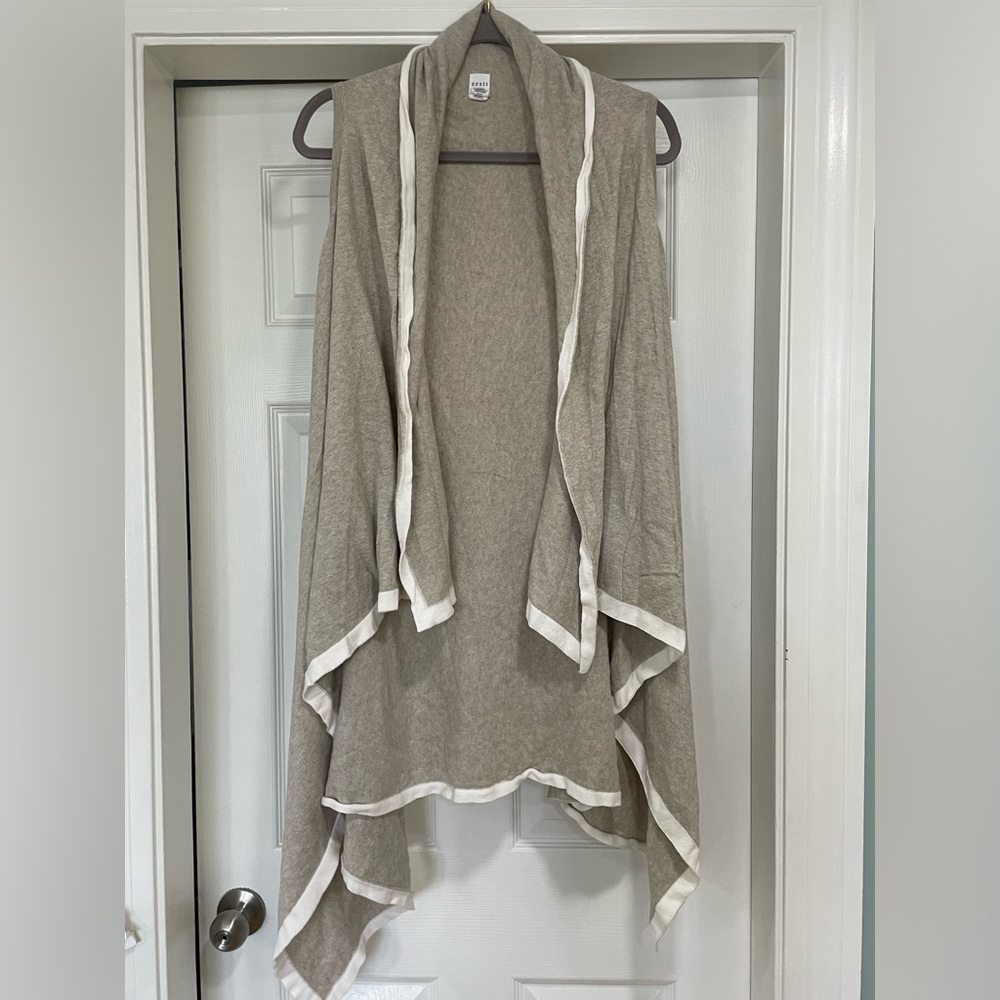Zestt Organics drapey sweater vest